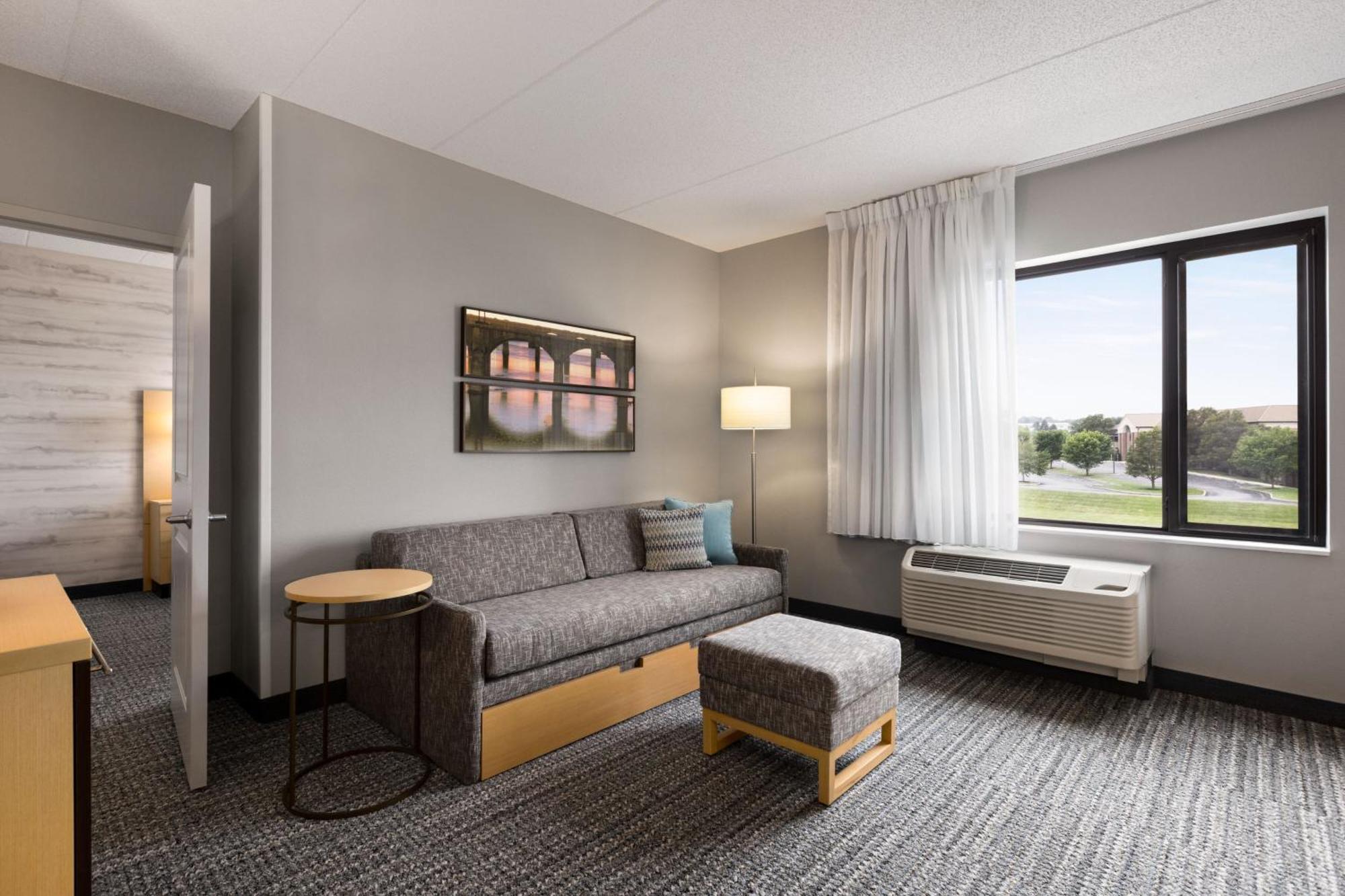 Towneplace Suites By Marriott Harrisburg West/Mechanicsburg Bagian luar foto
