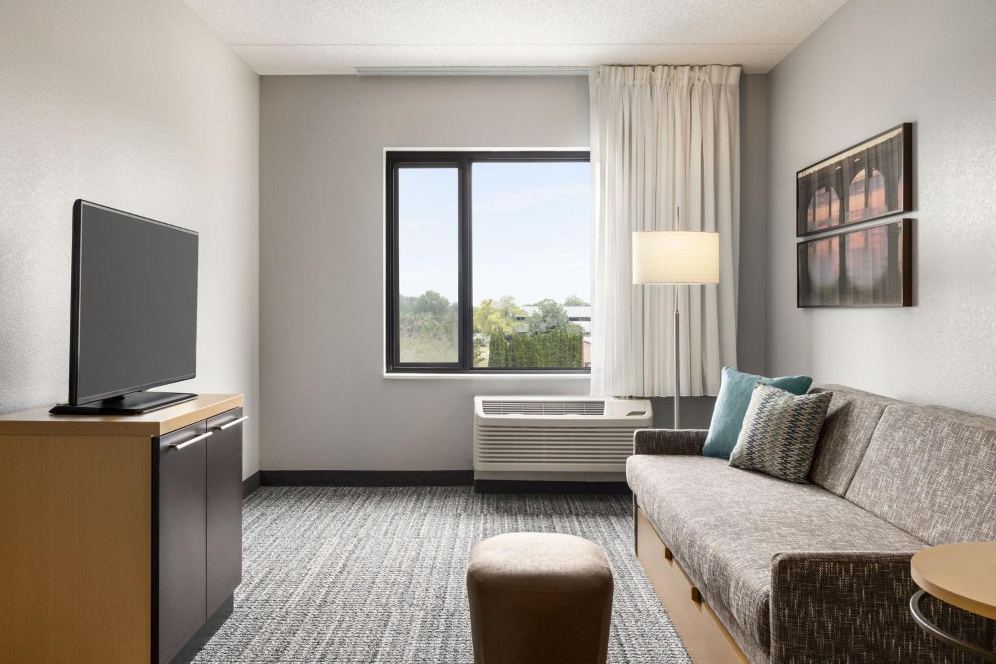 Towneplace Suites By Marriott Harrisburg West/Mechanicsburg Bagian luar foto