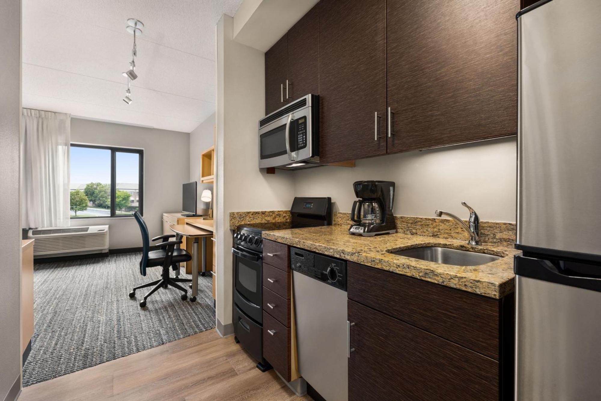 Towneplace Suites By Marriott Harrisburg West/Mechanicsburg Bagian luar foto