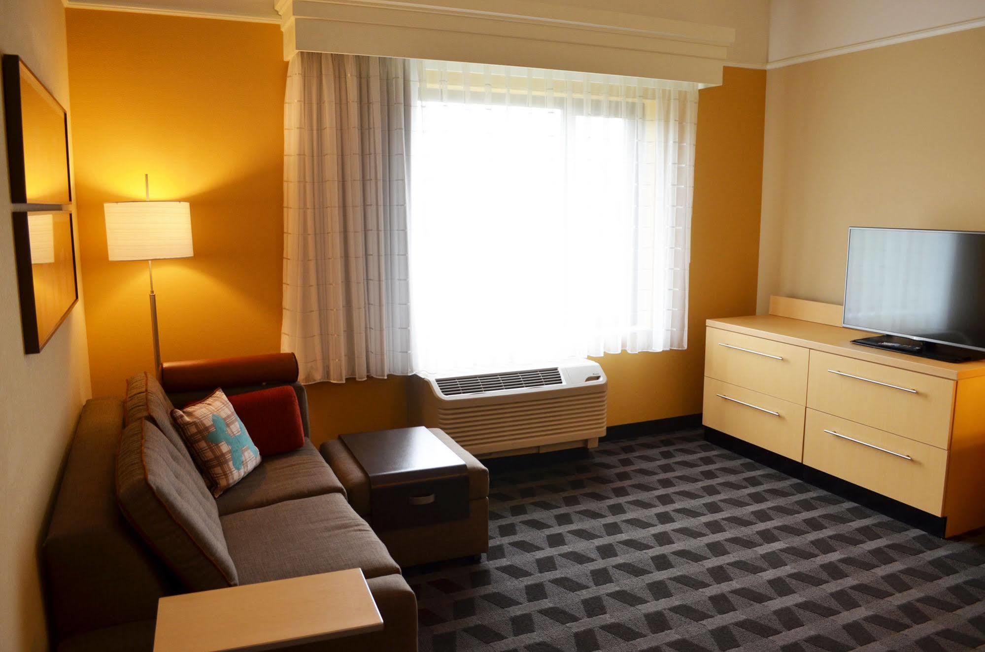 Towneplace Suites By Marriott Harrisburg West/Mechanicsburg Bagian luar foto